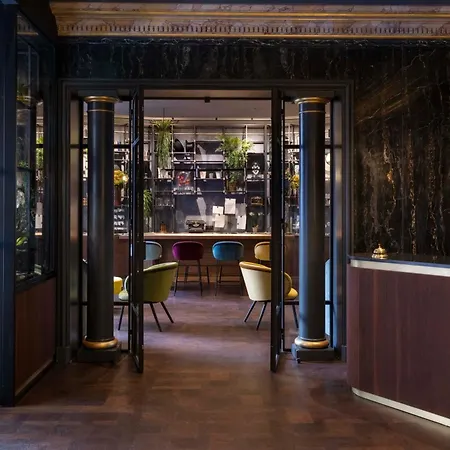 Victoria Palace Hotel 4*