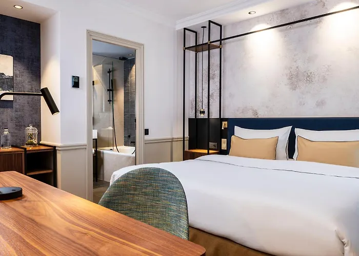 Victoria Palace Hotel 4*
