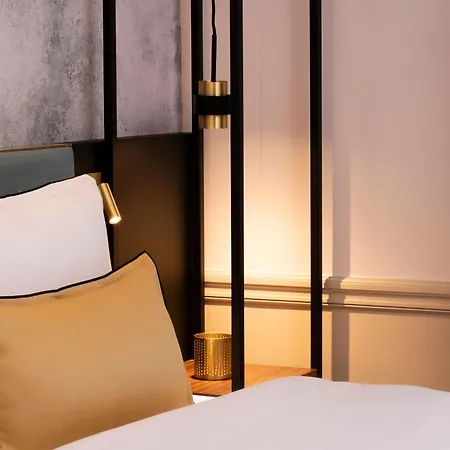 Victoria Palace Hotel