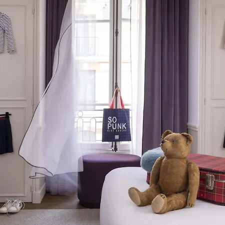 Victoria Palace Hotel