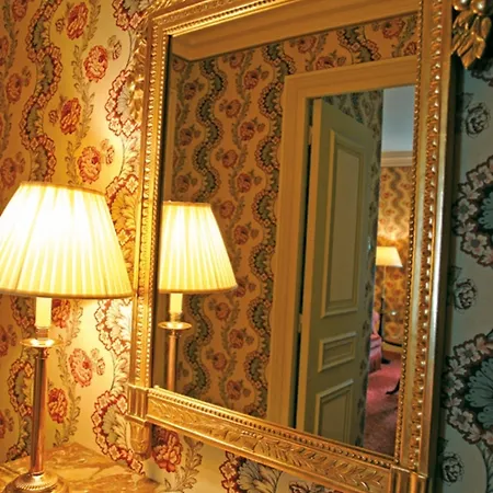 维多利亚广场酒店 酒店