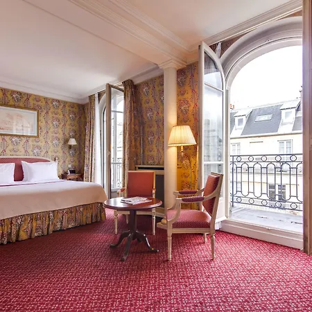 维多利亚广场酒店 4*