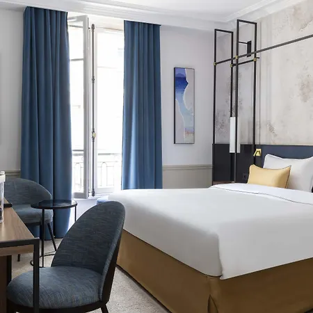 维多利亚广场酒店 4*