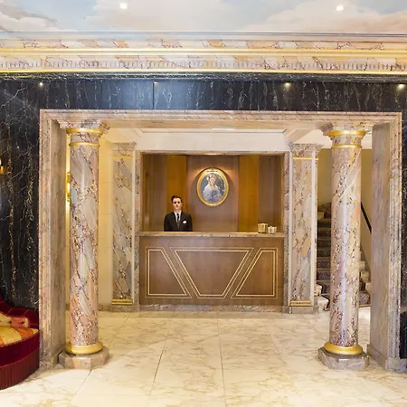 Victoria Palace 4*