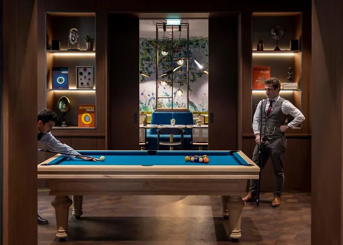 Victoria Palace Hotel