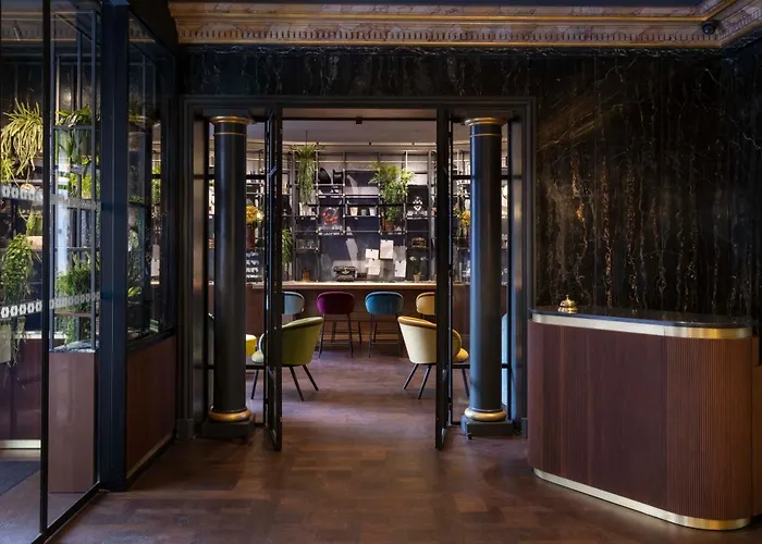 Victoria Palace Hotel 4*