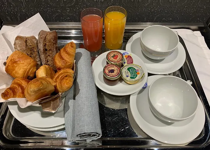 Victoria Palace Hotel