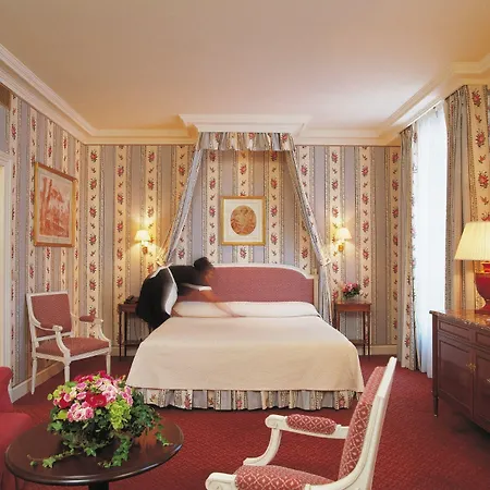 Ξενοδοχείο Victoria Palace 4*